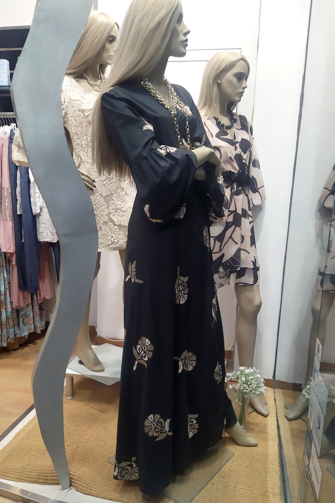 Φόρεμα SHINE2gether Φόρεμα SHINE2gether