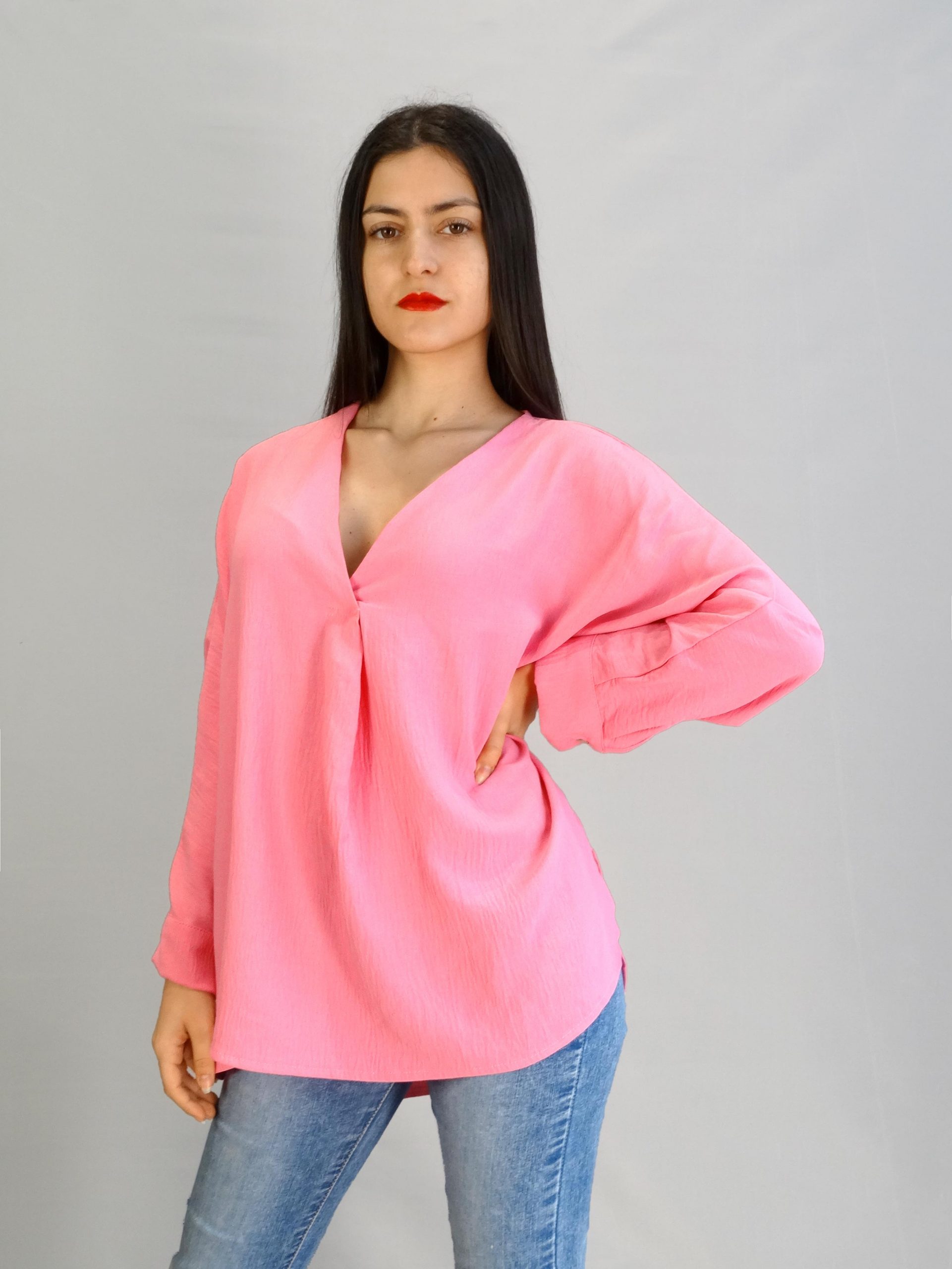 Μπλούζα Oversized V Ασύμμετρη