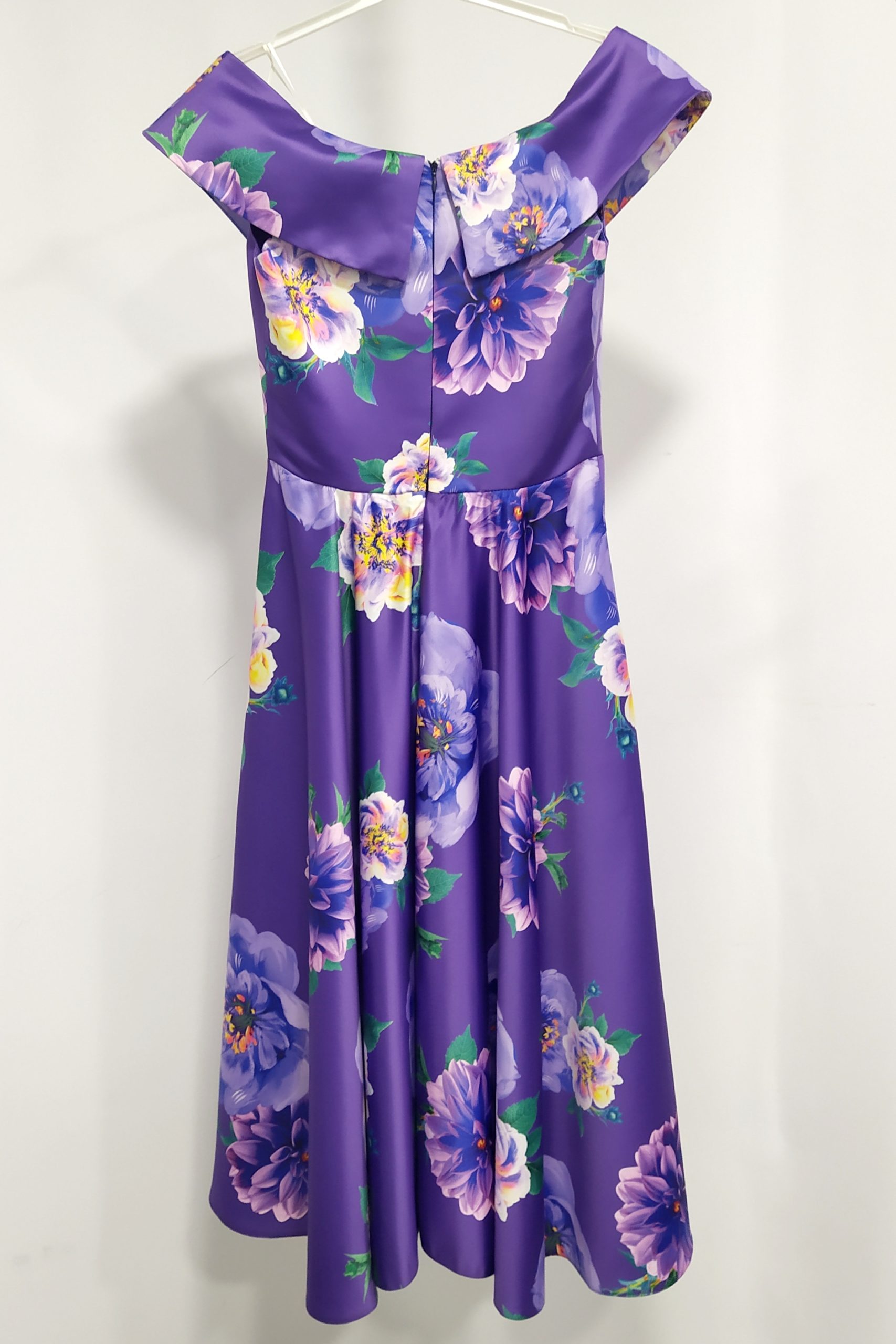 Φόρεμα SHINE2gether Φόρεμα SHINE2gether